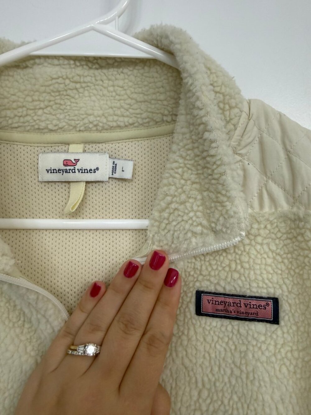 Vineyard Vines Cream Sherpa Quilted Full Zip Vest Women’s L - Picture 4 of 6